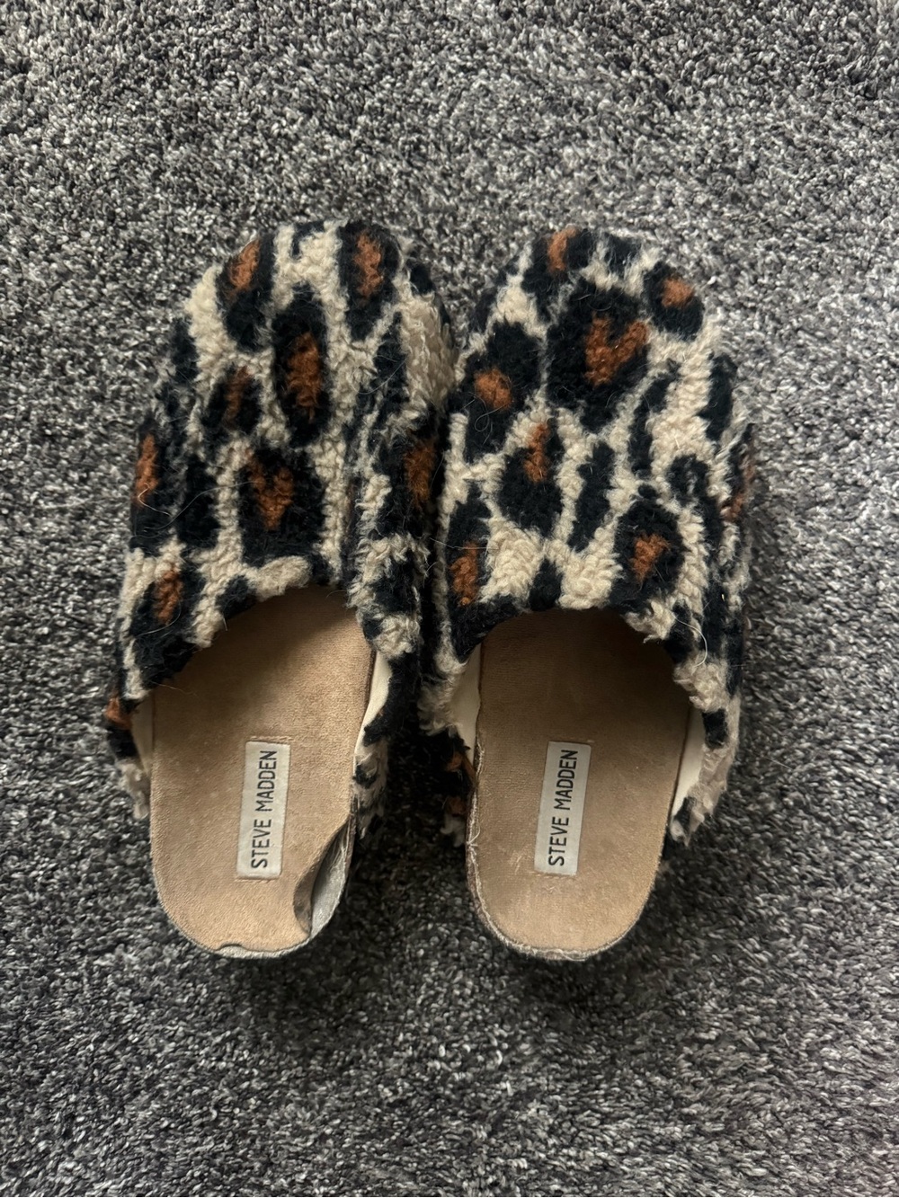 Steve Madden Cheetah Print Sherpa Clogs